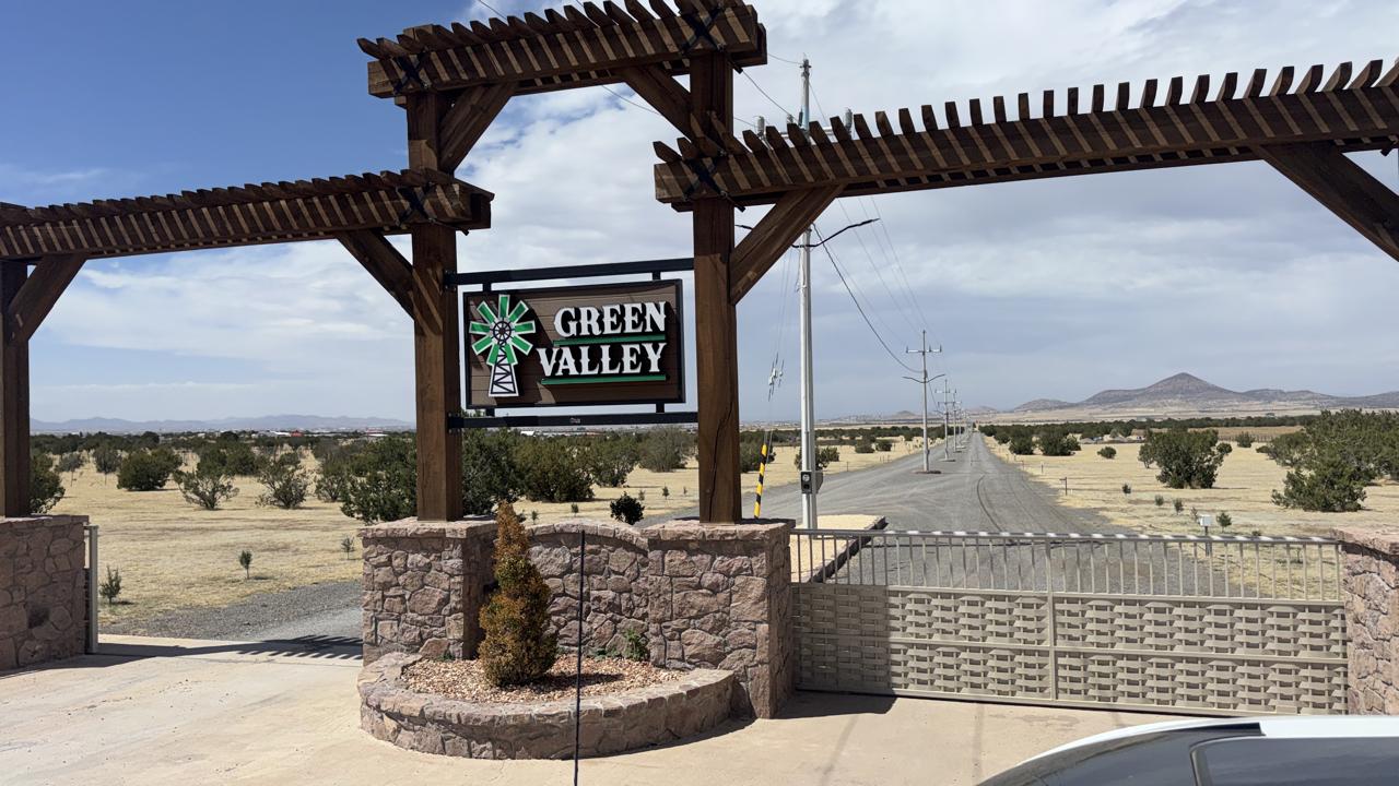 Entrada principal de Green Valley, sede del evento